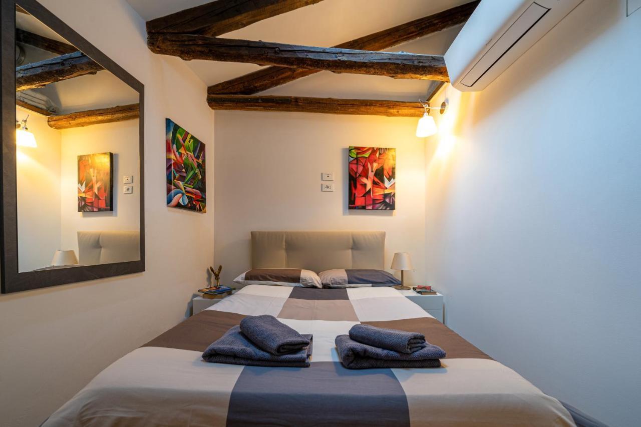 Centrale Appartamento Per 4 Persone Venice Exterior photo